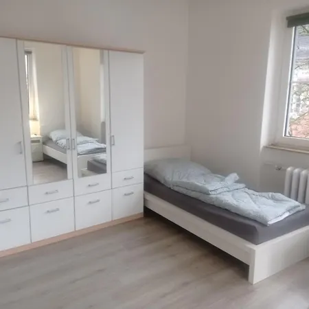 Apartmán Work And Meinezhagen 5 Schlafzimmer 10 Betten, 2 Badezimmer,150 Qm *