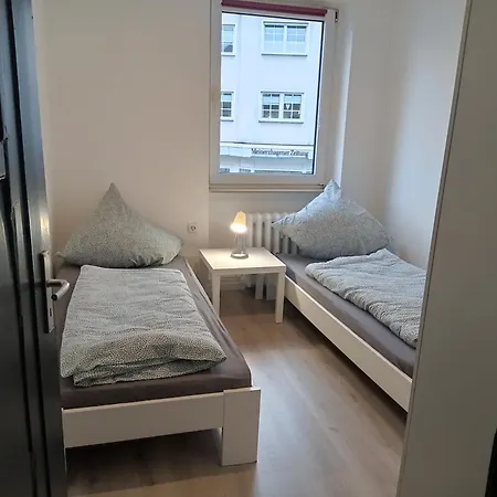Work And Meinezhagen 5 Schlafzimmer 10 Betten, 2 Badezimmer,150 Qm Apartmán Meinerzhagen