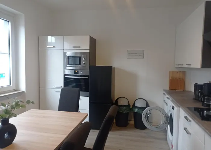 Apartamento Work And Meinezhagen 5 Schlafzimmer 10 Betten, 2 Badezimmer,150 Qm *