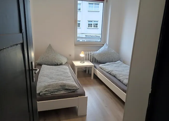 Work And Meinezhagen 5 Schlafzimmer 10 Betten, 2 Badezimmer,150 Qm Apartamento Meinerzhagen