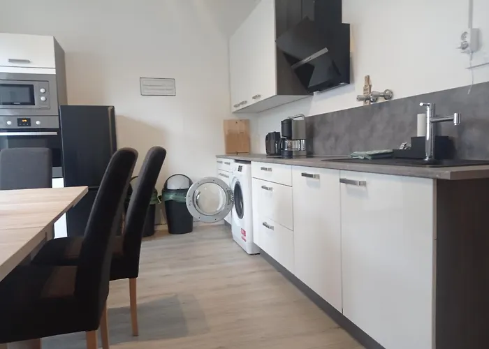 Work And Meinezhagen 5 Schlafzimmer 10 Betten, 2 Badezimmer,150 Qm Apartamento Meinerzhagen